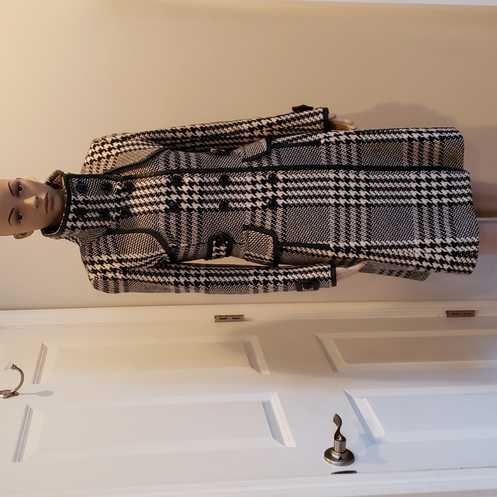 Karen Millen Coat - EU 38